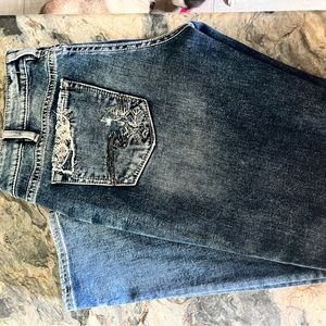 SILVER JEANS/Suki Slim - size 32” x 31”. Worn less than a handful of times